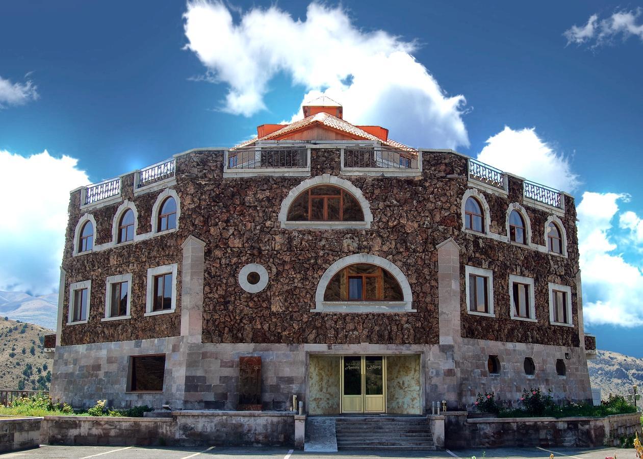 Amrots Hotel Vaykʼ 외부 사진